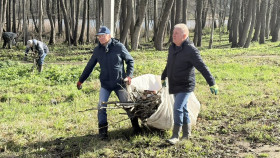 Фотофакт: В Поставах прошёл республиканский субботник.