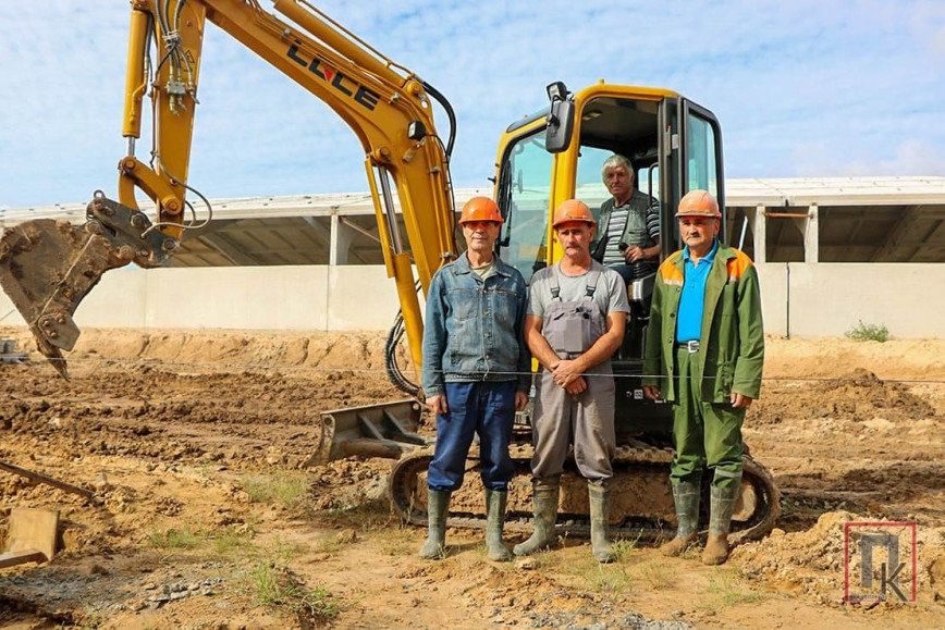 Коллектив КСУП «Рассвет Поставский» отмечает свой профессиональный праздник