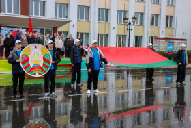 10 Мая – День Государственного флага, Государственного герба и Государственного гимна Республики Беларусь. Фото