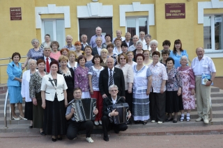 В честь 35-летнего юбилея образования народного хора ветеранов войны и труда