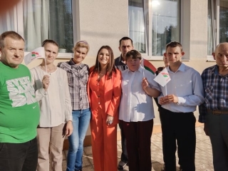 Разам з мастацтвам