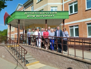 Приглашаем гостей