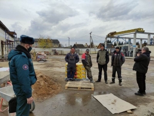 
 Поставы. Рейд по строительным площадкам вместе с МЧС 