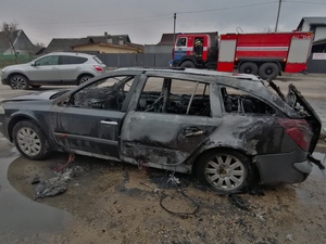 Загорание легкового автомобиля